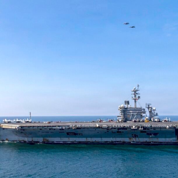 tu-lenh-centcom-len-tieng-ve-su-co-tren-tau-uss-abraham-lincoln