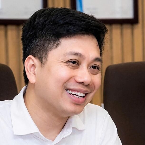 giam-gio-lam:-khong-the-mai-dua-vao-lao-dong-gia-re
