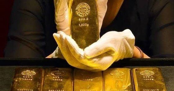 the-luc-nam-giu-hang-nghin-tan-vang-“rao-riet”-gom-hang-manh-tay-hon-ca-cac-nhtw