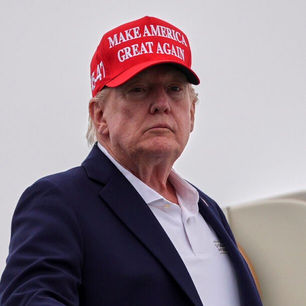 ong-trump-phat-dong-‘chien-tranh-kinh-te’-voi-iran