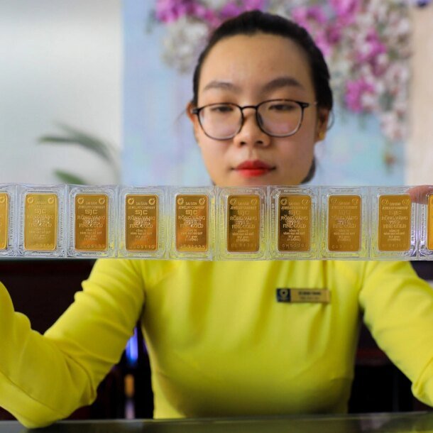gia-vang-trong-nuoc-thap-hon-the-gioi