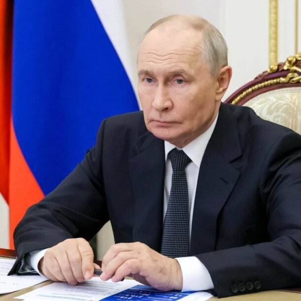 tin-tuc-the-gioi-23-8:-ong-putin-noi-se-danh-ha-tang-kinh-te-ukraine;-canada-tung-don-tra-dua-my