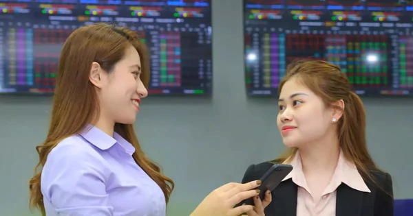 chung-khoan-ra-sao-truoc-ky-nghi-2/9?