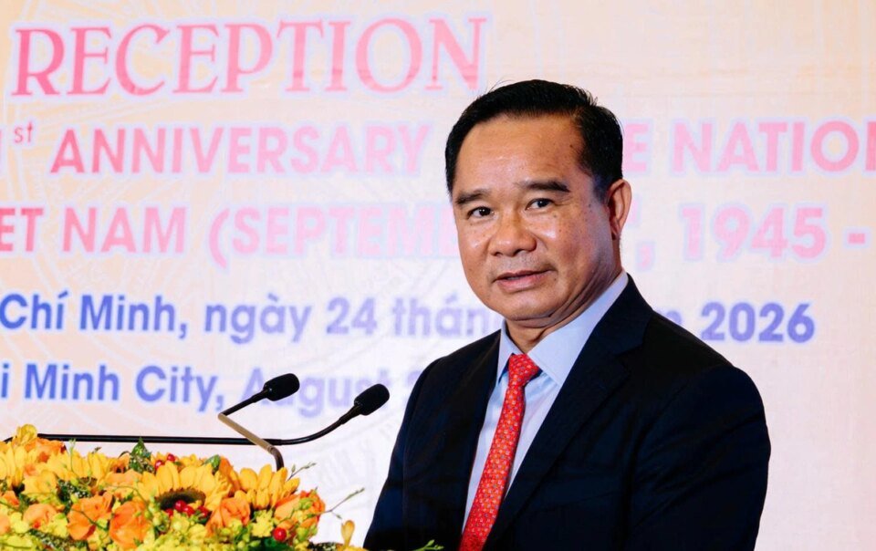 tp.hcm-to-chuc-tiec-chieu-dai-quoc-khanh:-‘su-nghiep-lam-nen-boi-chu-dong’