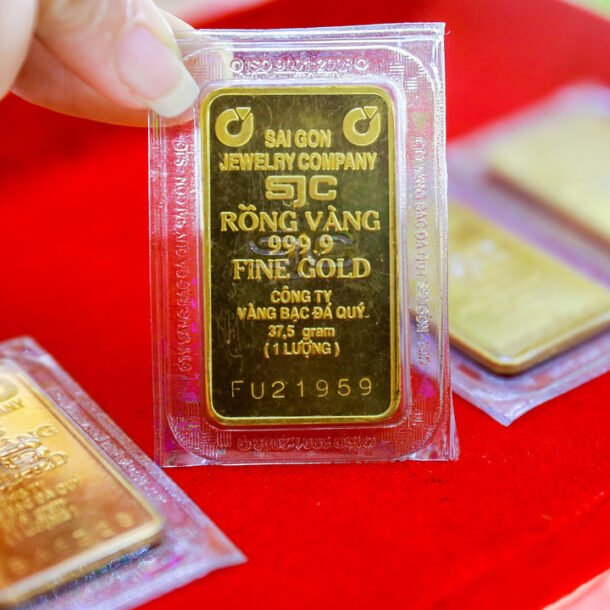 gia-mua-vang-mieng-thap-hon-the-gioi-1,5-trieu-dong