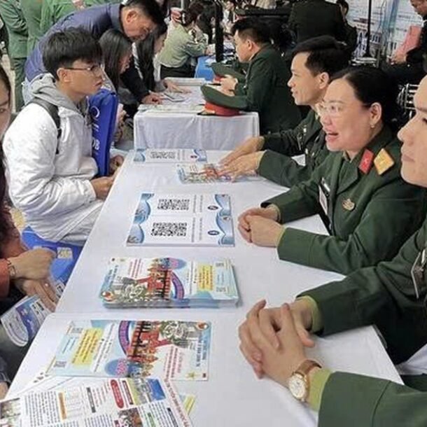 chinh-thuc-nang-muc-tro-cap-doi-voi-si-quan,-quan-nhan-nghi-huu