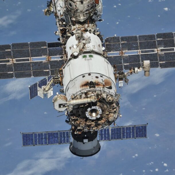nga-–-my-nhat-tri-keo-dai-hoat-dong-iss-den-nam-2030