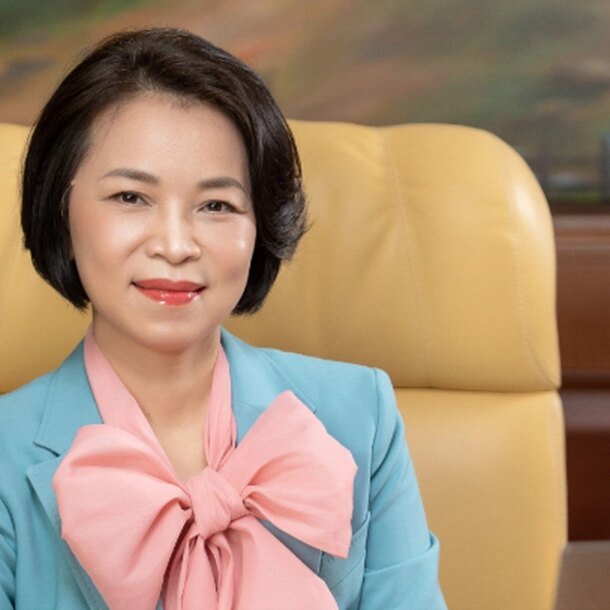 ba-pham-thu-huong-tro-thanh-nguoi-phu-nu-giau-nhat-viet-nam