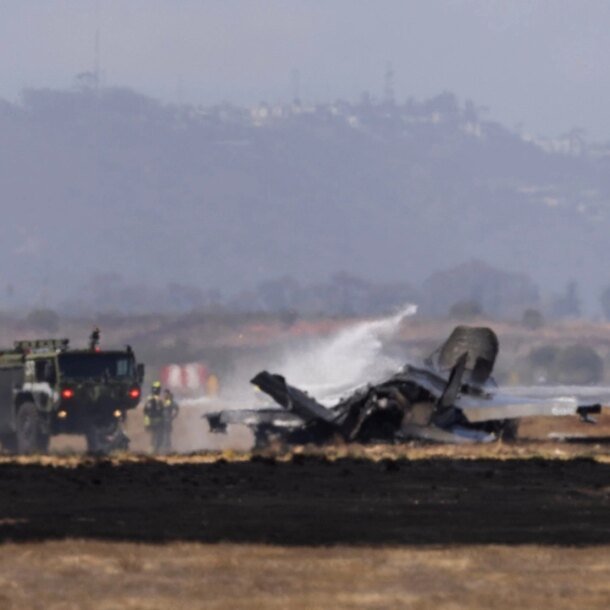 f-35-my-lao-xuong-dat,-chay-rui