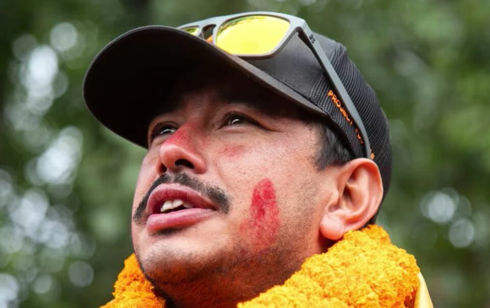 huyen-thoai-leo-nui-thiet-mang-vi-tuyet-lo-khi-chinh-phuc-dinh-broad-peak