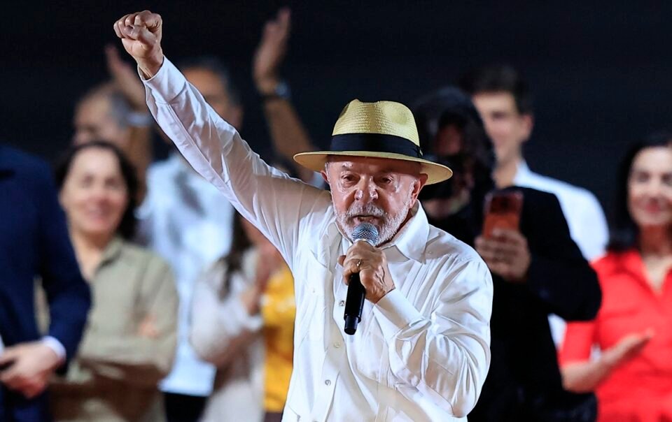 ong-lula-tai-tranh-cu-tong-thong-brazil-o-tuoi-80-nham-chong-lai-tuoi-gia